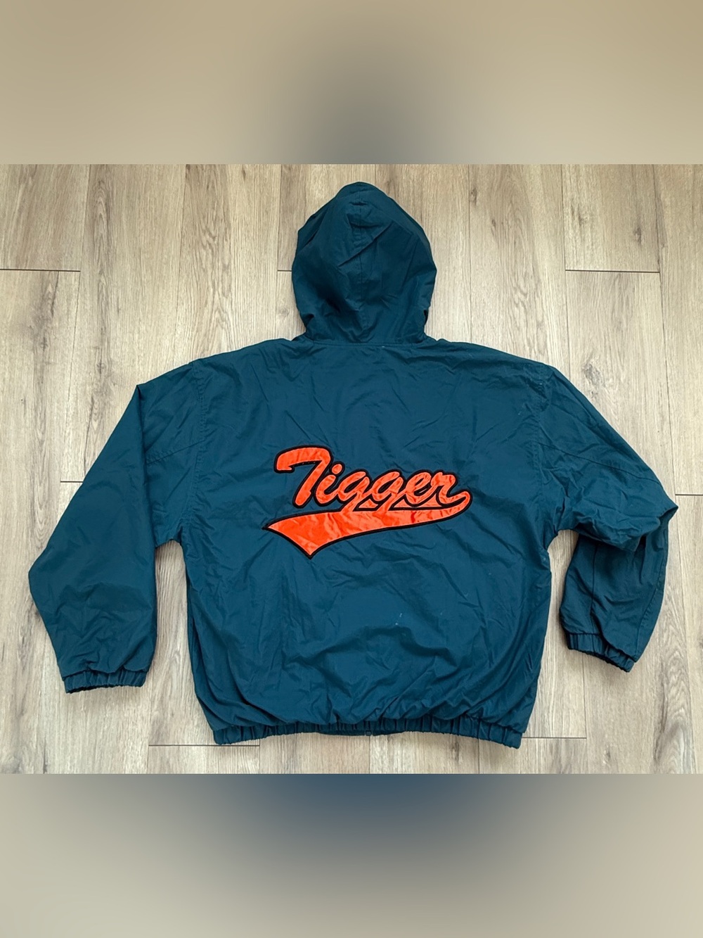 Vintage Disney Tigger Bomber Jacket Large Green Lined Full Zip Hooded 90s
